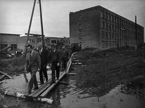 На строительстве школы в г. Гагарине